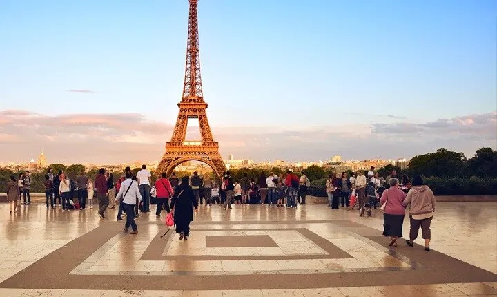 12 Day Guided Tour to France