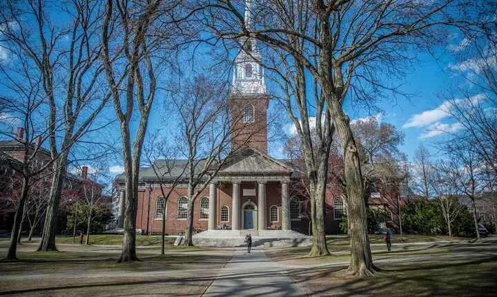 Harvard University Scavenger Hunt and Escape Game