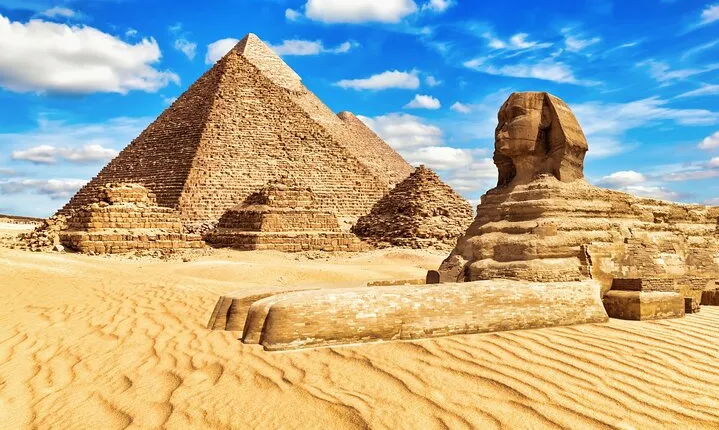 Pyramids Of Giza And Egyptian Museum Day Tour By Bus From Sharm