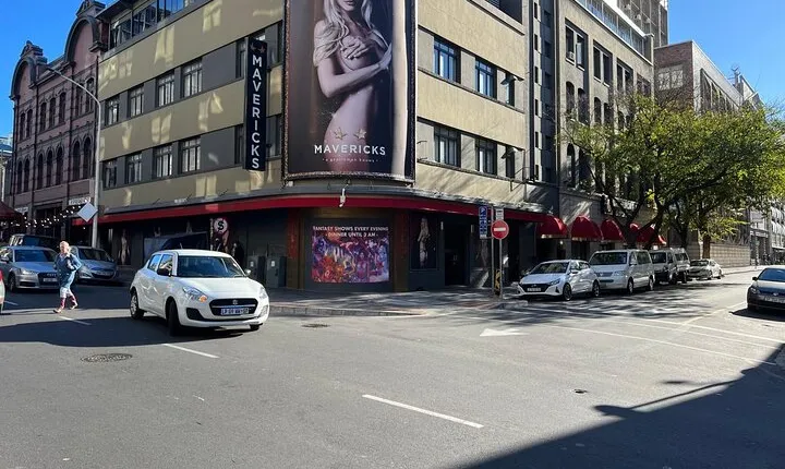 Exclusive Nightclub Tour with Local Gentlemen in Cape Town
