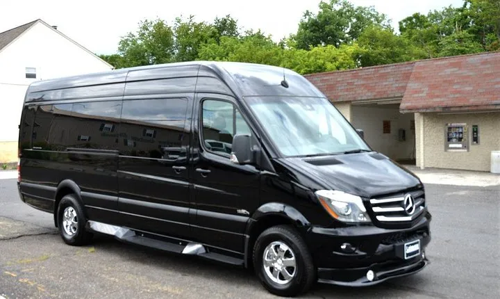 Antalya Airport (AYT) to Alanya Transfer - VIP Minibus