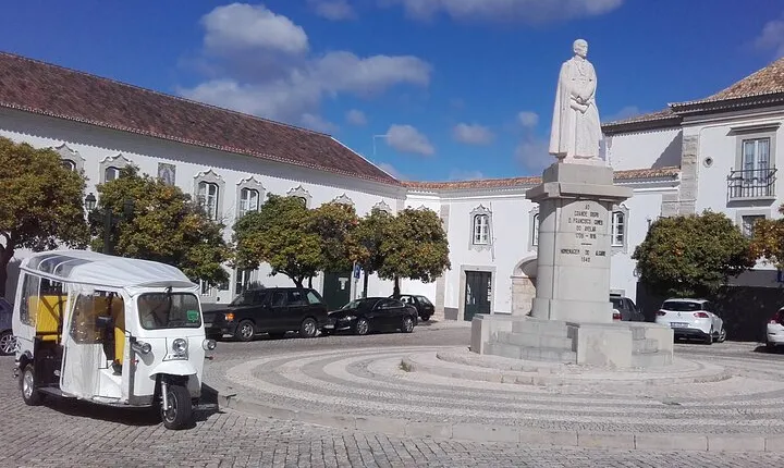Faro City Tour on Electric Tuk tuks