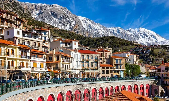 Private Transfer Athens/ATH/Piraeus to Arachova