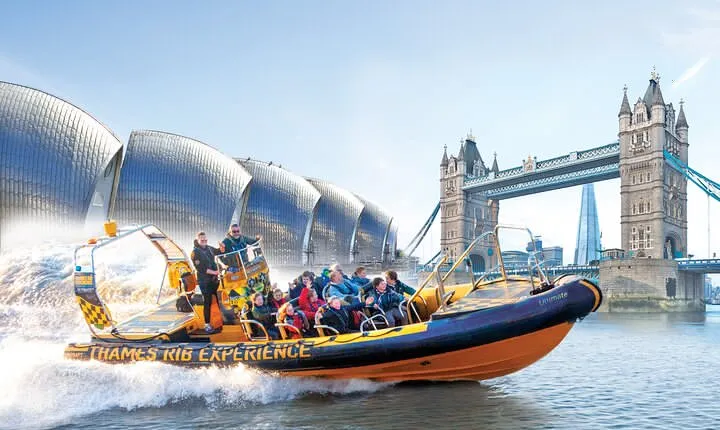 Speedboat 'Ultimate Tower Blast' from Tower Millennium Pier - 40 minutes