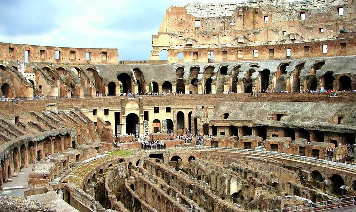 Rome: Underground Tour and Colosseum Arena (guarantee 7 pax)
