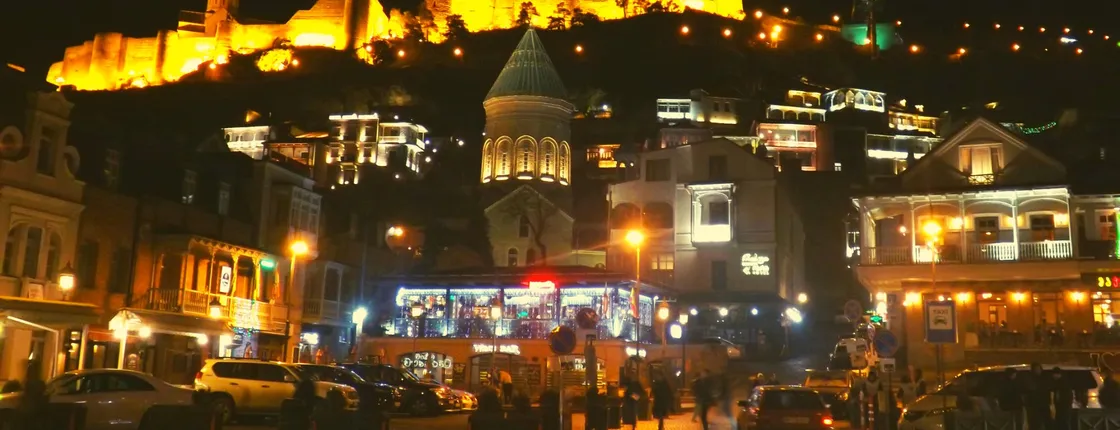 Tbilisi: PRIVATE NIGHT WALKING TOUR IN TBILISI