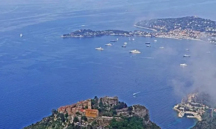 Villefranche Shore Excursion: Small Group Tour Monte Carlo, Eze and La Turbie