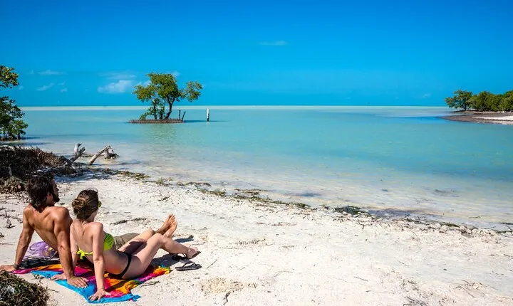 Awesome Holbox Tour. Ferry, Lunch & Punta Mosquito visit included