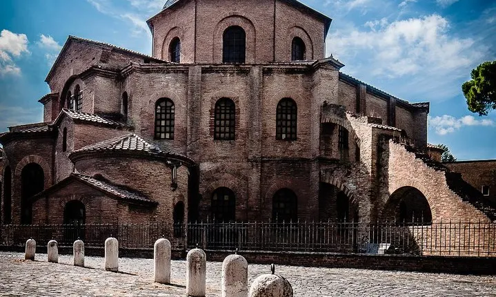 Dante's Ravenna: A Self-Guided Audio Tour