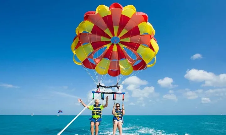 Parasailing Adventure with Private Transfer From Hurghada