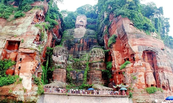 2-Day Chengdu Giant Panda ,Leshan Buddha Private Tour from Xi’an by Bullet Train