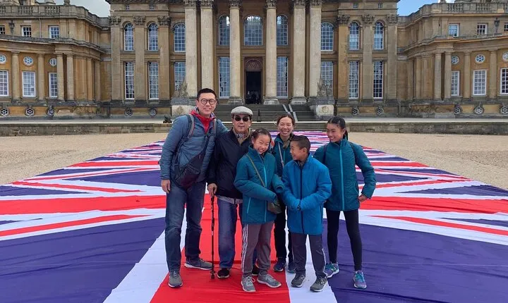 Private Full Day Tour from London to Blenheim Palace & Cotswolds