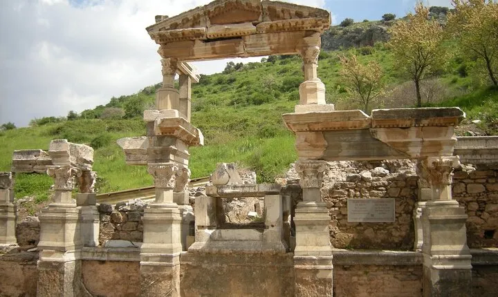 2 Days Private Ephesus & Pamukkale Tour From Istanbul by Flight