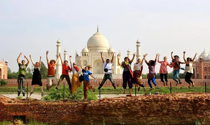 Taj Mahal Tour by Train from Delhi