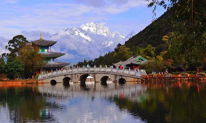 3-Day Private Lijiang City Highlights Tour from Kunming by Bullet Train