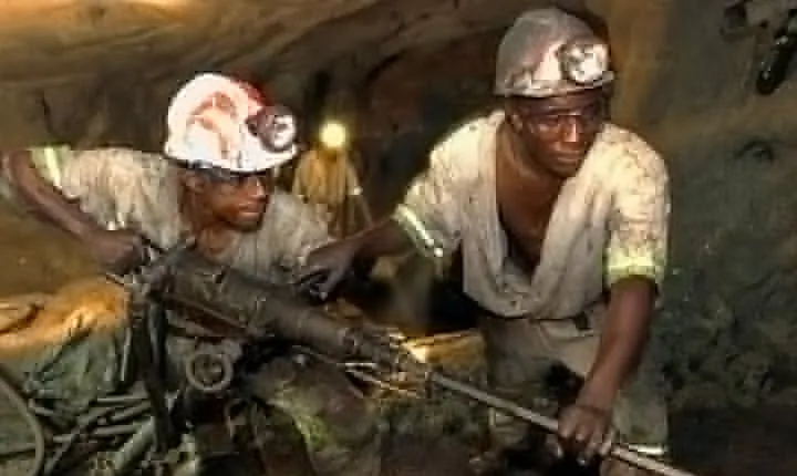 Tanzanite Mining Day Trip