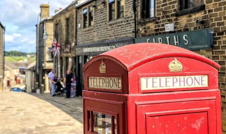 LIVERPOOL: Yorkshire Adventure - Sightseeing Day Trip Tour