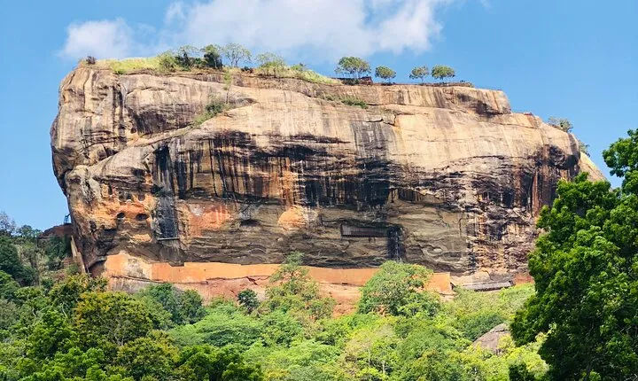 3-Day Heart of Sri Lanka, Kandy, Wonder 8 Sigiriya, Nuwara Eliya-Little England