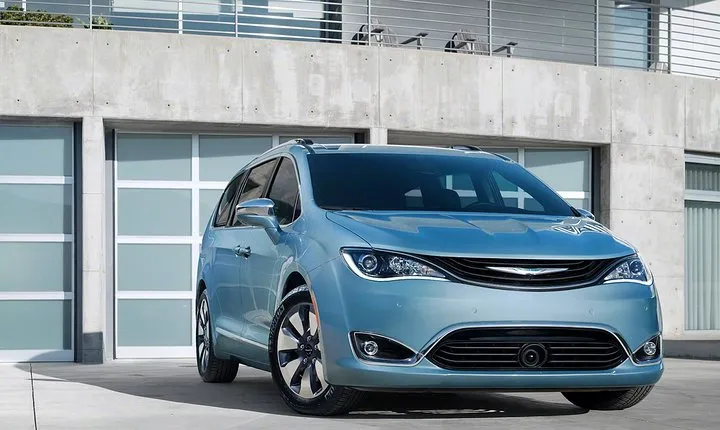 Private transfer from Cairo Airport to Marriott Mena House, Cairo