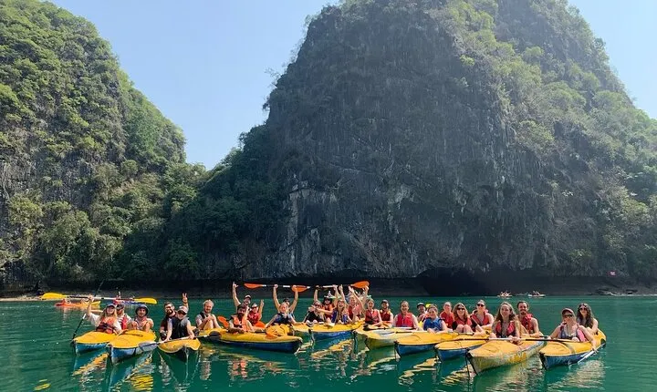 A Spectacular 1 Day Boat Excursion: Lan Ha Bay & Viet Hai Village