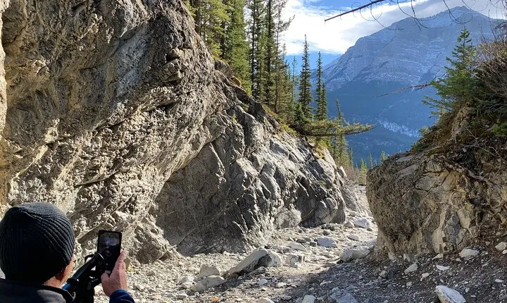 Canmore: Canyons & Cave Paintings - 2.5hr Hiking Tour