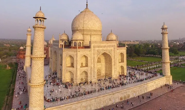 Private Luxury 4-Day Golden Triangle Tour: Delhi, Agra, Jaipur