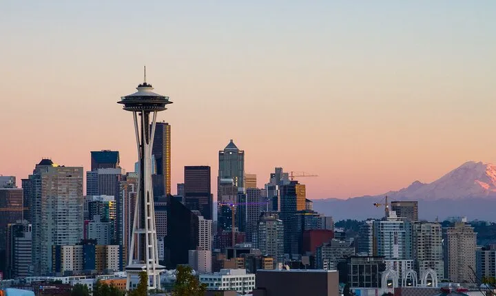 Seattle in a Day Space Needle, Harbor Cruise and Underground Tour