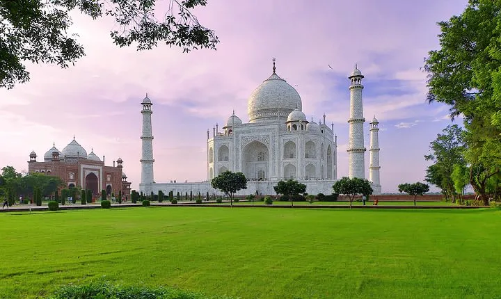 Private Same Day Trip to Agra from Delhi with Taj Mahal and Agra Fort
