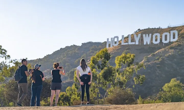 Hollywood Sign Adventure Hike and Tour By Junket