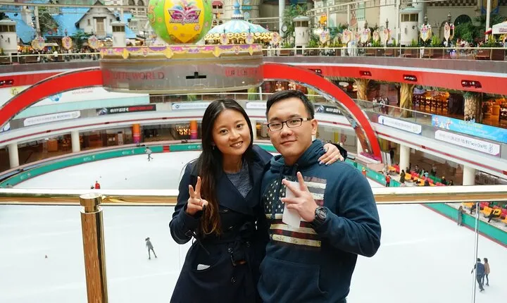 Private tour Lotte World,Tower,Aquarium(All Tickets are included)