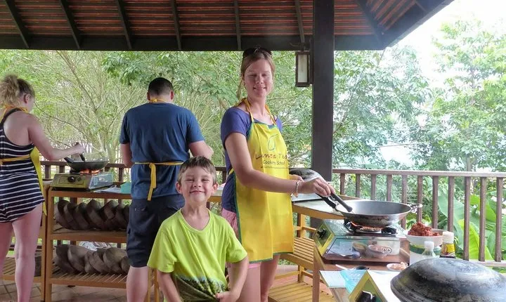 Lanta Thai Cookery School