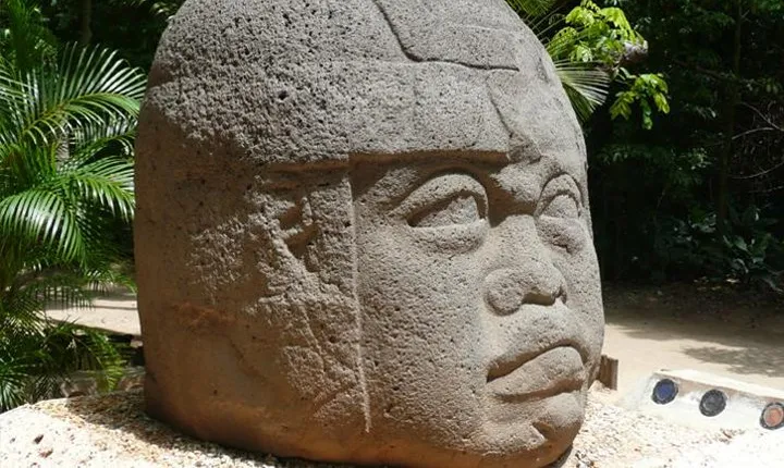 Villahermosa city tour with La Venta Museum and Yumká zoo