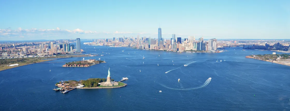Statue of Liberty, Ellis Island, and Brooklyn Bridge Happy Hour Cruise