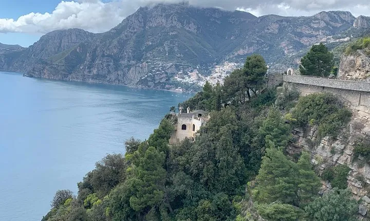 Private transfer from Rome to Sorrento