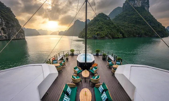 The Halong Catamaran Cruise - Luxury Day Tour with Jacuzzi