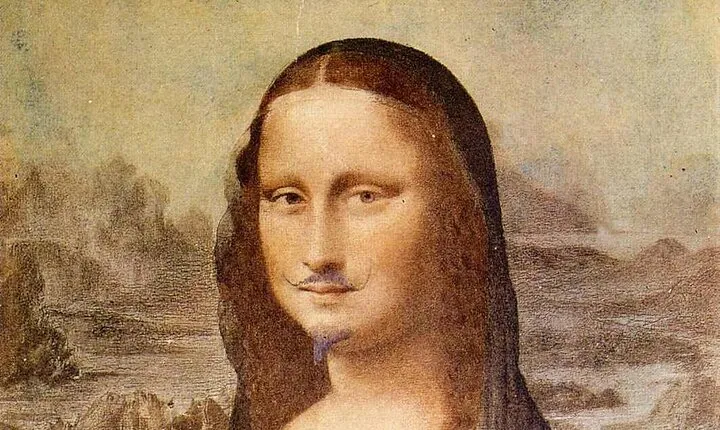 Louvre Museum Guided Tour with Artist