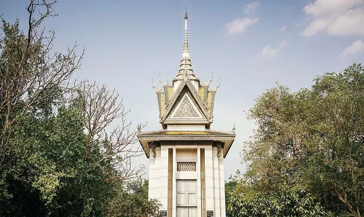 Phnom Penh Tour of Remembrance Private Full Day Guided Tour