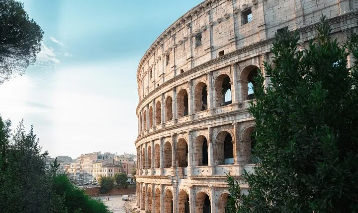 Colosseum Tour with Access to Palatine & Roman Forum