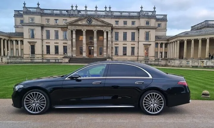 Soho Farmhouse/Chipping Norton To Central London Private Transfer