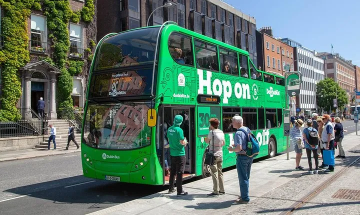 Dublin Hop-On Hop-Off Bus Tour with Guide and Little Museum Entry