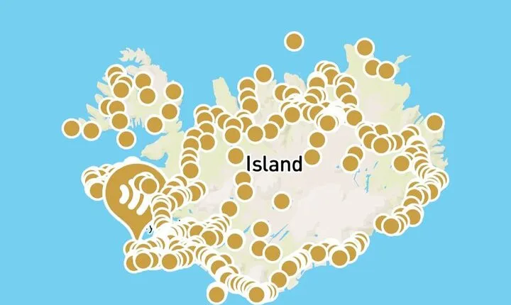 Private audio guide of the island for self-exploration tour