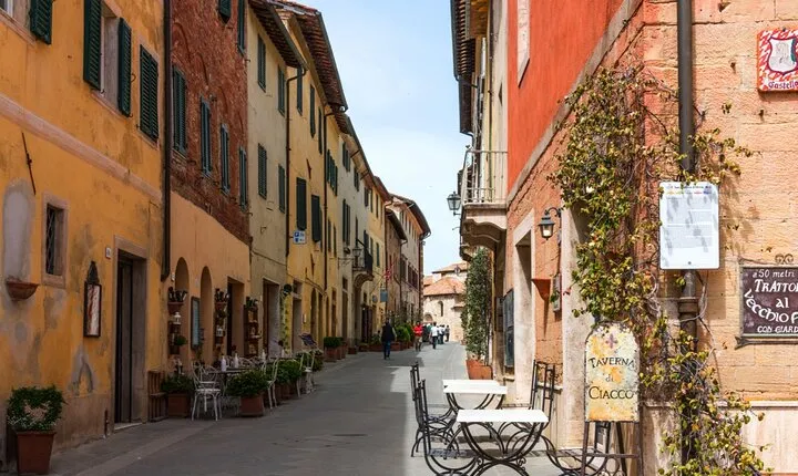 Siena Medieval Power Quest: Self-Guided Family Feud Game
