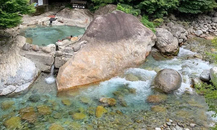 Hot spring/Onsen tour around Takayama city (About 3 hours)