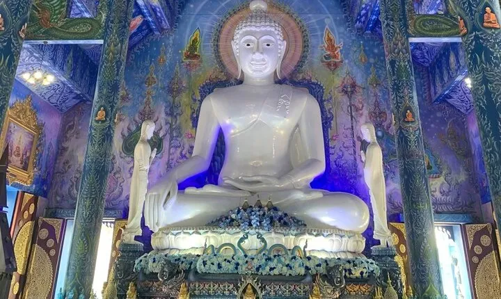 Private Tour of Chiang Rai Temples, Culture and Natural Wonders