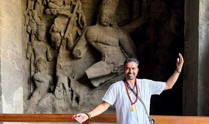 Mumbai Full-Day Sightseeing & Elephanta Caves Tour