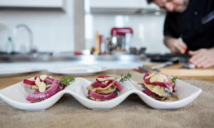 Exclusive cooking experience with a Venetian Chef: cichetti cooking class