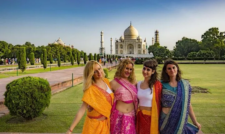 Agra Tour With Taj Mahal, Agra Fort & Mehtab Bagh by Tuk tuk