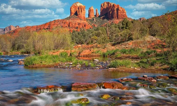 LA: Las Vegas, Sedona, Monument, Antelope Canyon, 5-Day Tour