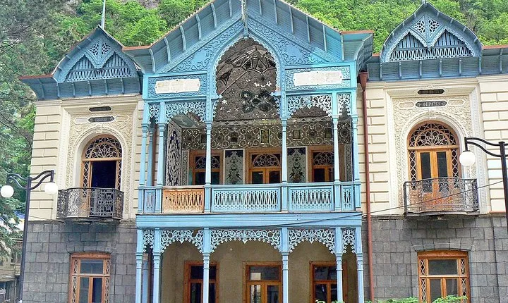Day trip from Tbilisi to Gori,Stalini museum,Uplistsikhe and Borjomi park