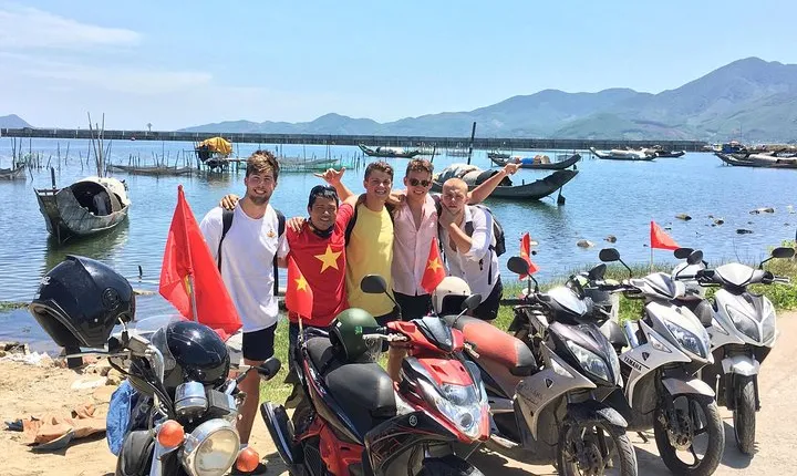 Motorbike Experience Hue to Hoi An Over Via Hai Van pass with Amazing Easy Rider